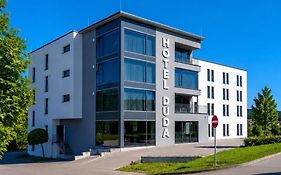 Hotel Duda Langenbruck an der A9 zwischen Ingolstadt und München, ideal für Stopover, Geschäftsreisen und Monteure